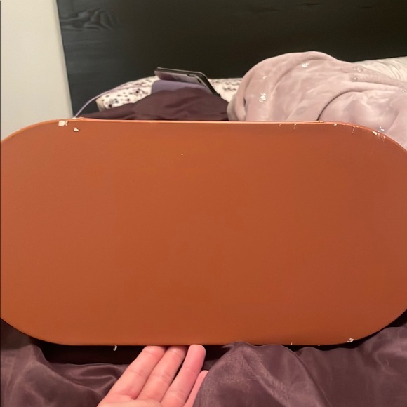 Dyson Airwrap Fuchsia in light brown leather case. - Picture 6 of 9